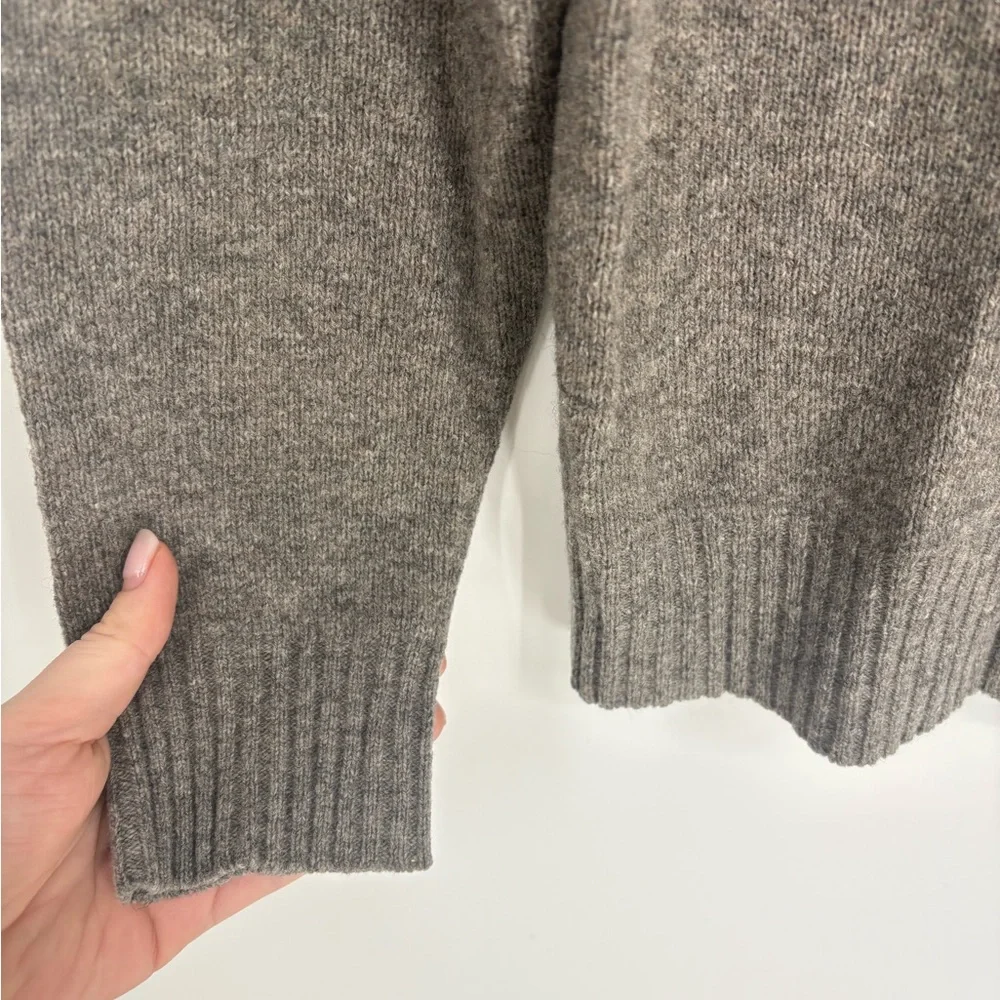 J. Crew Men's Gray 100% Lambswool Half Zip Sweater
